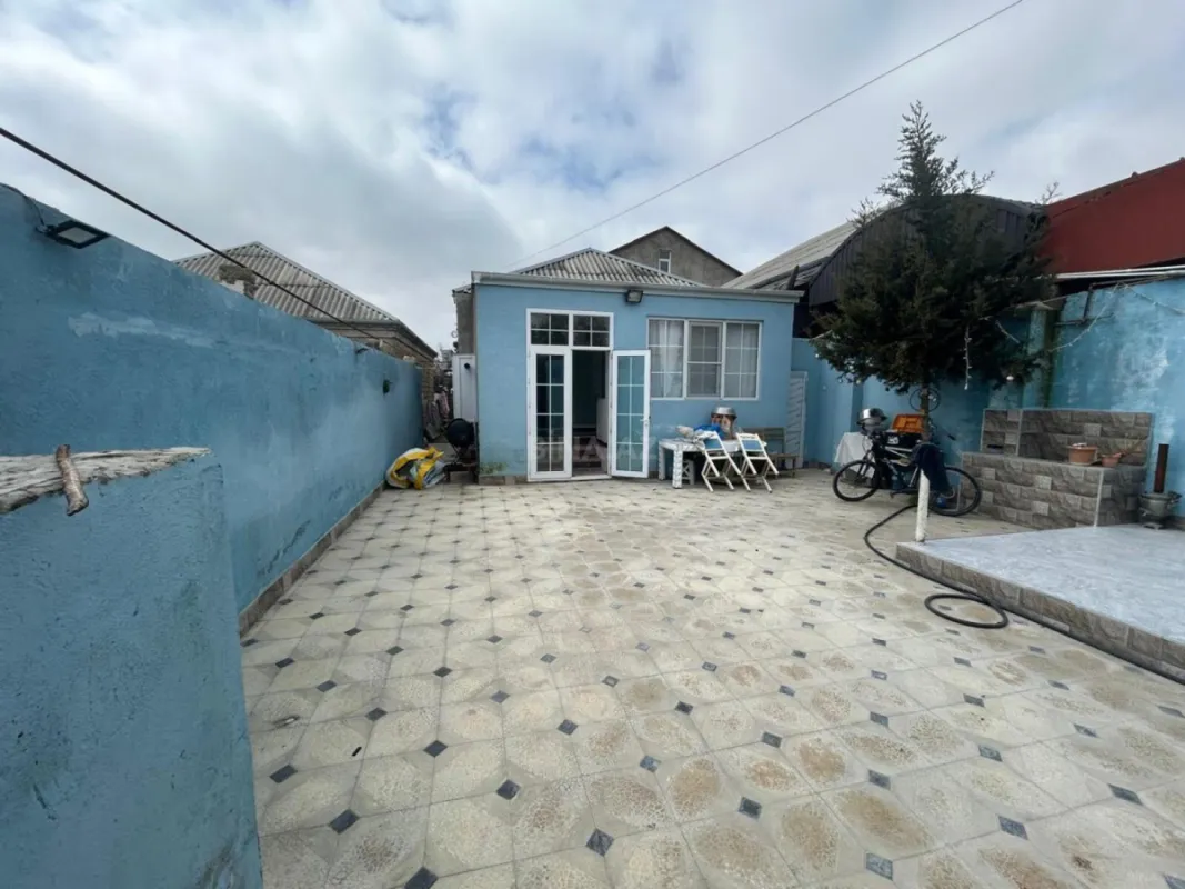 Satılır 3 otaqlı həyət evi 100 m²