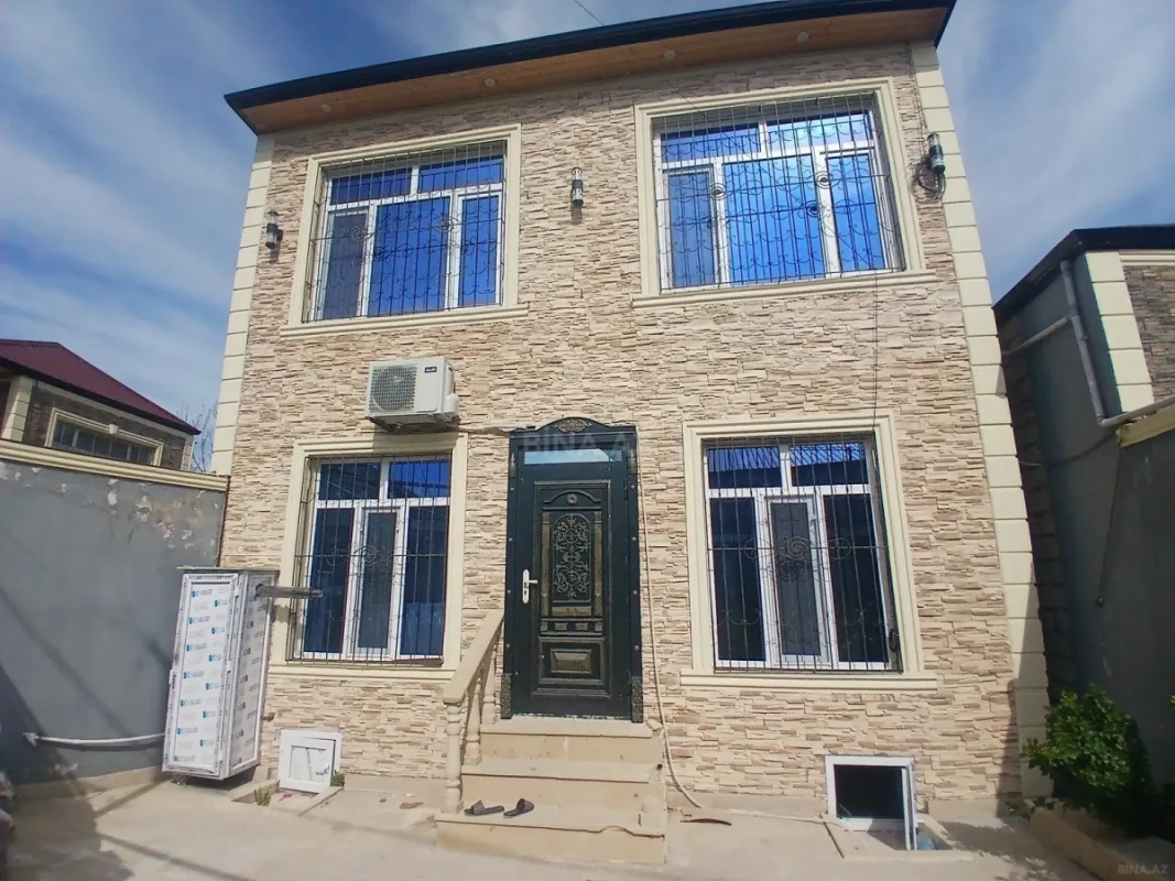 Satılır 4 otaqlı həyət evi 110 m²