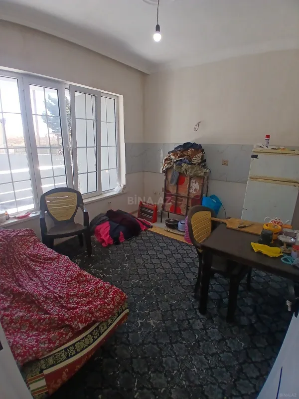 Satılır 3 otaqlı həyət evi 100 m²