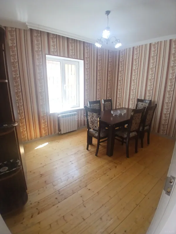 Satılır 3 otaqlı həyət evi 100 m²