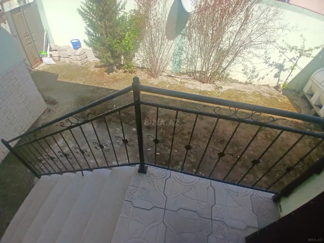 Satılır 3 otaqlı həyət evi 100 m²