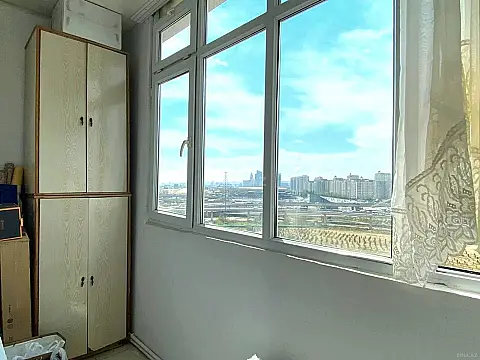 Satılır 2 otaqlı mənzil 70 m²