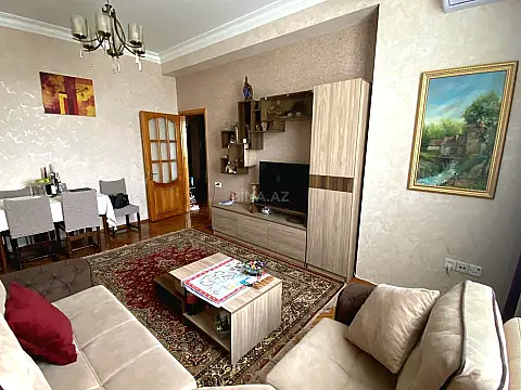 Satılır 2 otaqlı mənzil 70 m²