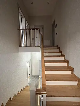 Satılır 4 otaqlı həyət evi 150 m²