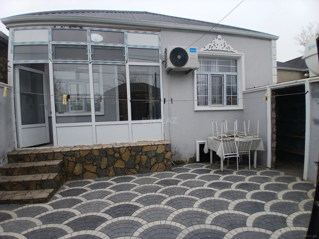 Satılır 3 otaqlı həyət evi 80 m²