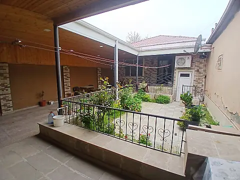 Satılır 3 otaqlı həyət evi 120 m²