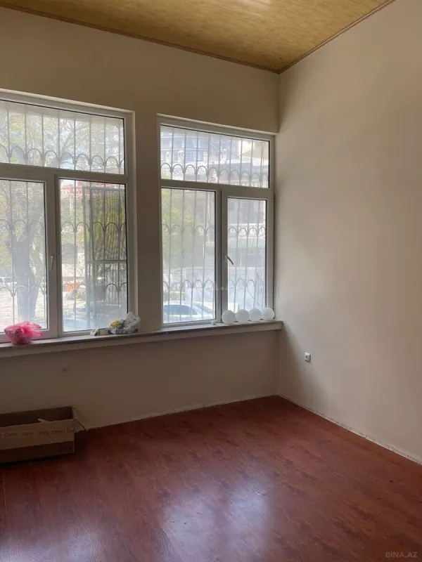 Kirayə verilir 5 otaqlı ofis 165 m²