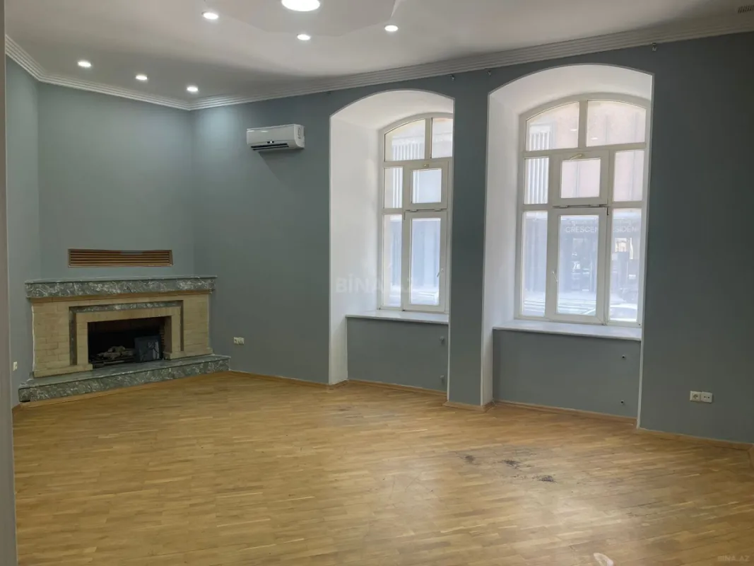 Kirayə verilir 5 otaqlı ofis 165 m²