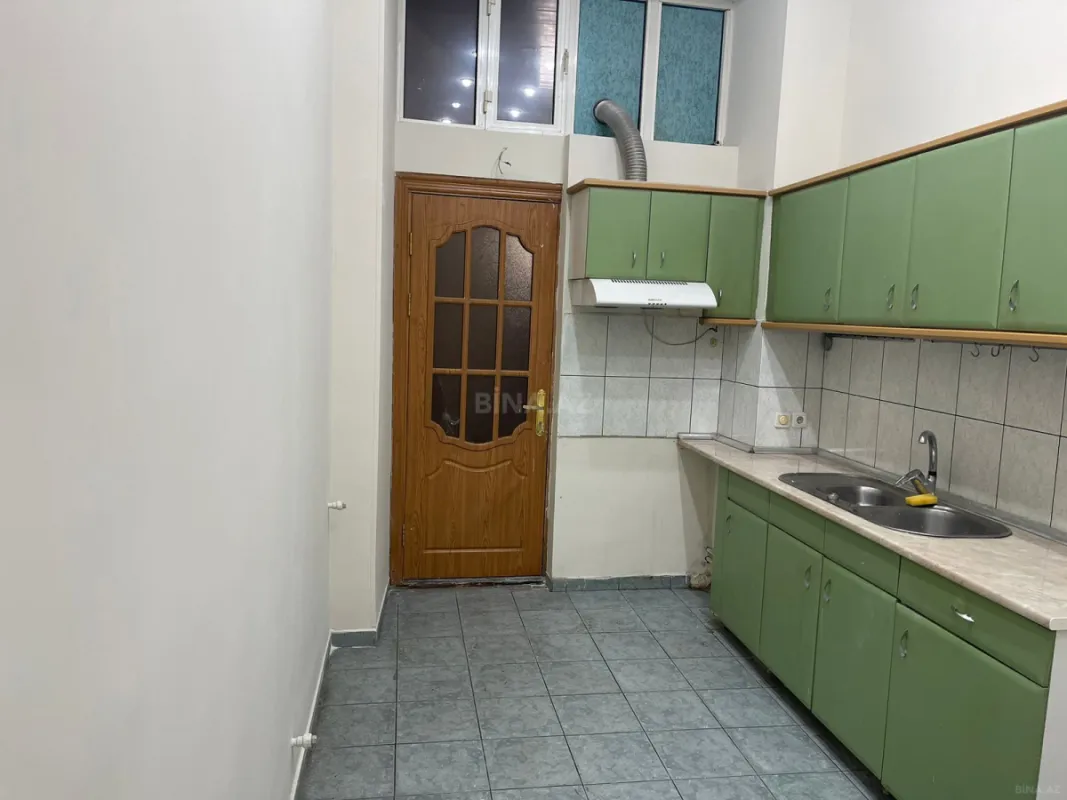 Kirayə verilir 5 otaqlı ofis 165 m²