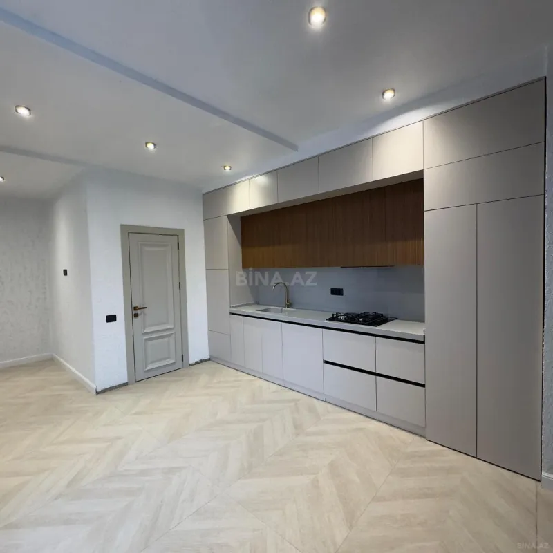 Satılır 6 otaqlı həyət evi 400 m²