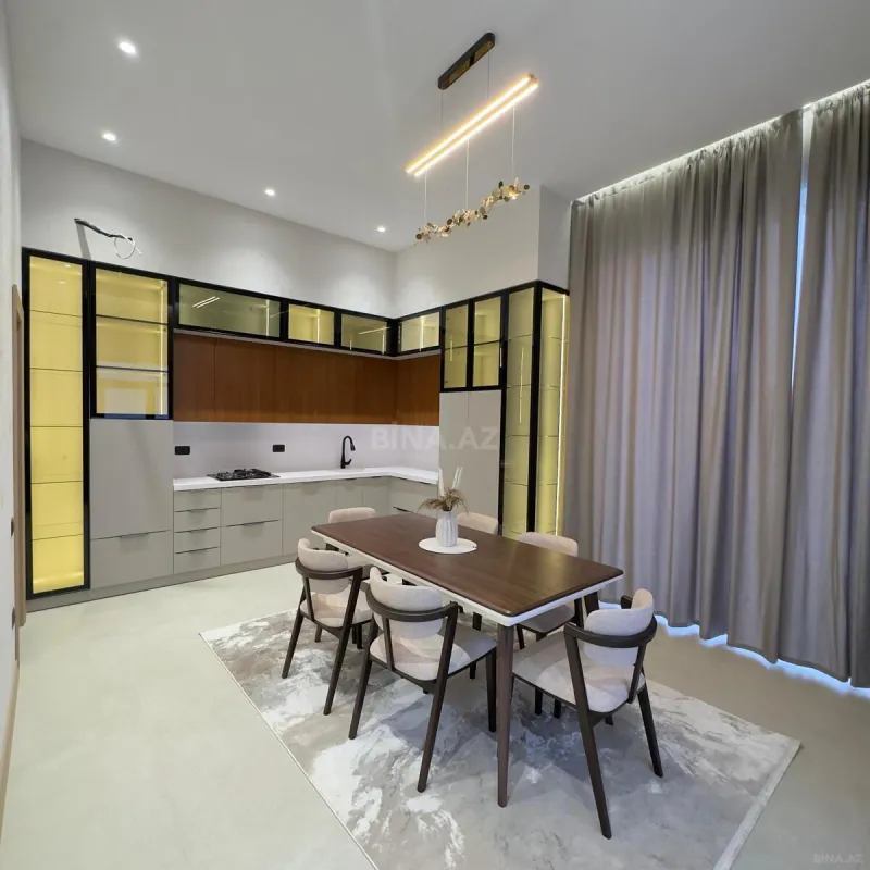 Satılır 6 otaqlı həyət evi 400 m²