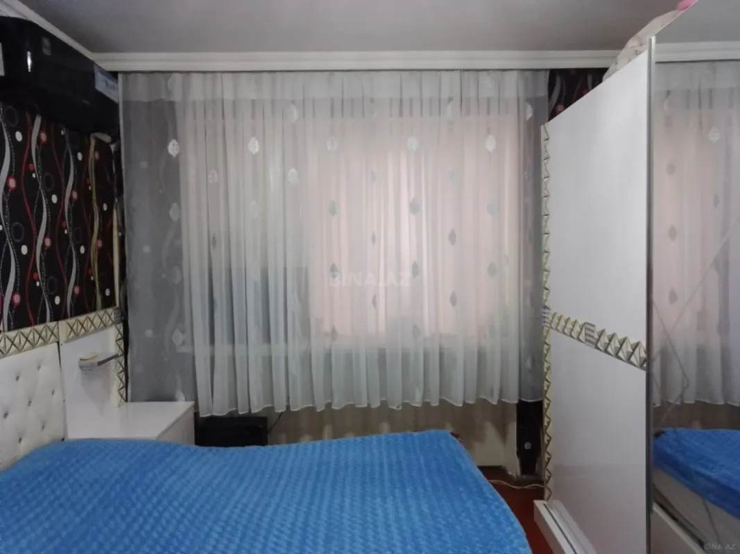 Satılır 5 otaqlı mənzil 100 m²