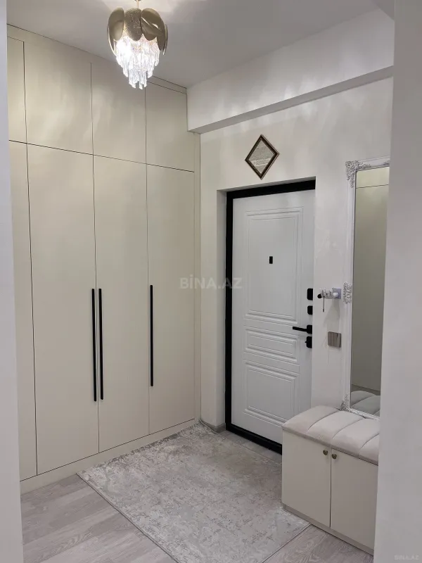Satılır 2 otaqlı mənzil 60 m²