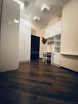 Kirayə verilir 3 otaqlı mənzil 120 m²