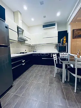 Kirayə verilir 3 otaqlı mənzil 120 m²