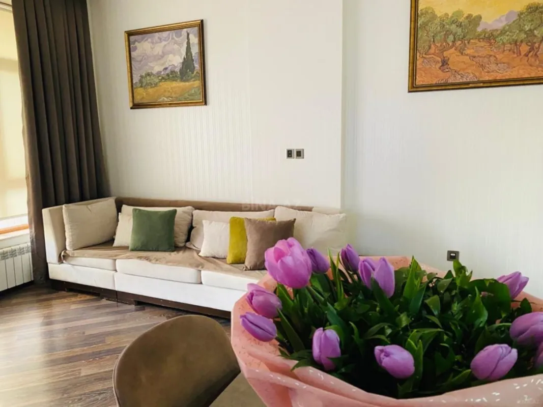 Kirayə verilir 3 otaqlı mənzil 120 m²