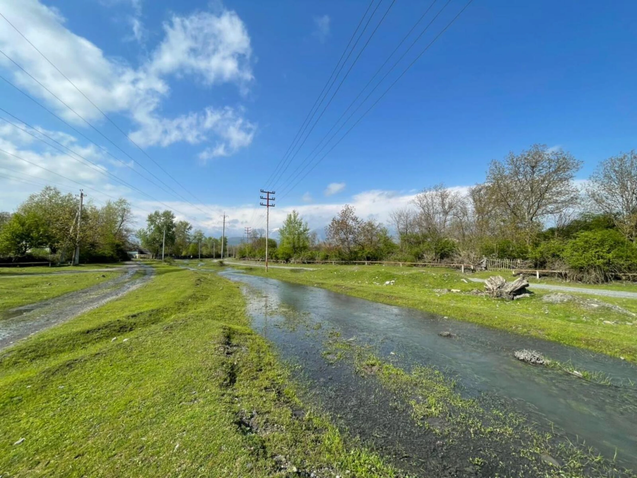 Satılır torpaq sahəsi 15 m²