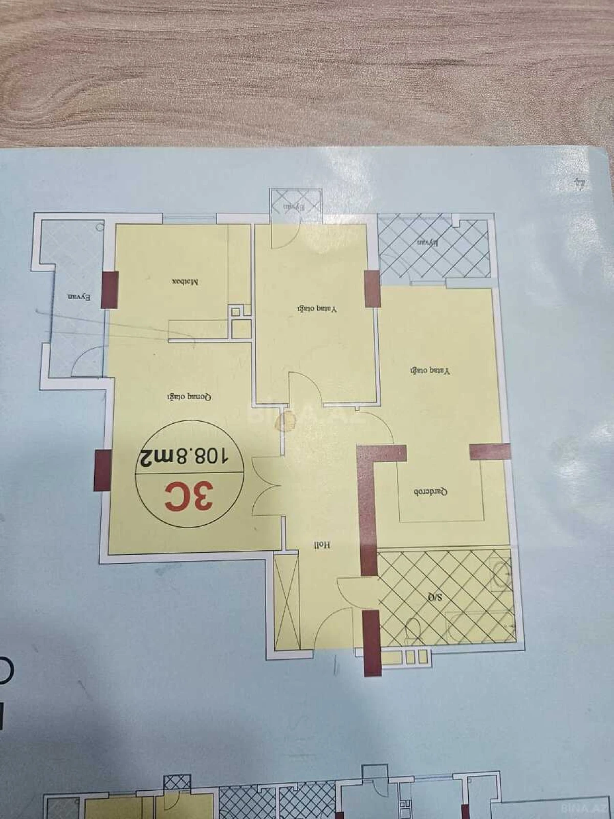 Satılır 3 otaqlı mənzil 109 m²