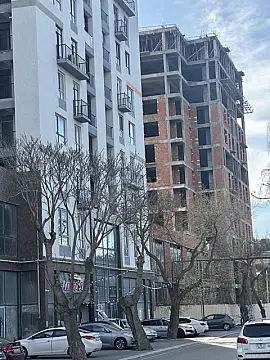 Satılır 3 otaqlı mənzil 109 m²