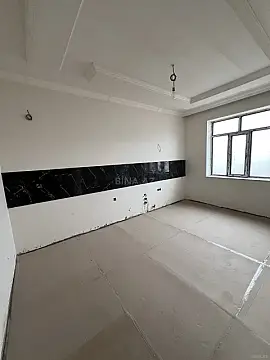 Satılır 6 otaqlı həyət evi 280 m²