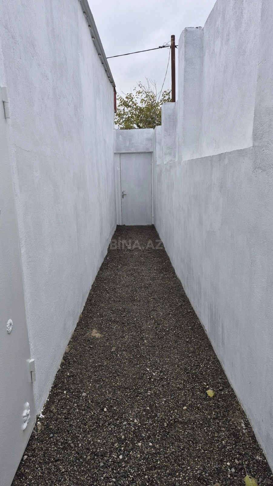 Satılır obyekt 200 m²