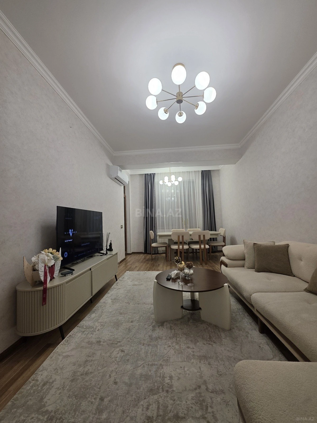 Satılır 2 otaqlı mənzil 63 m²