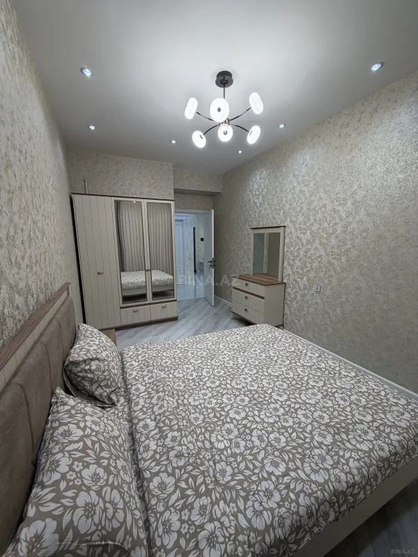 Kirayə verilir 2 otaqlı mənzil 65 m²