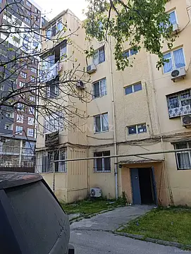 Satılır 1 otaqlı mənzil 35 m²