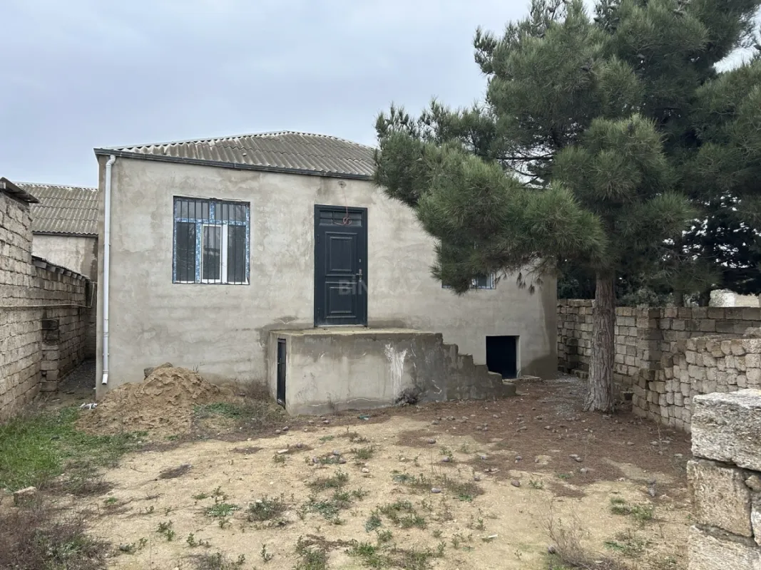 Satılır 3 otaqlı həyət evi 100 m²