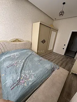Kirayə verilir 2 otaqlı mənzil 74 m²
