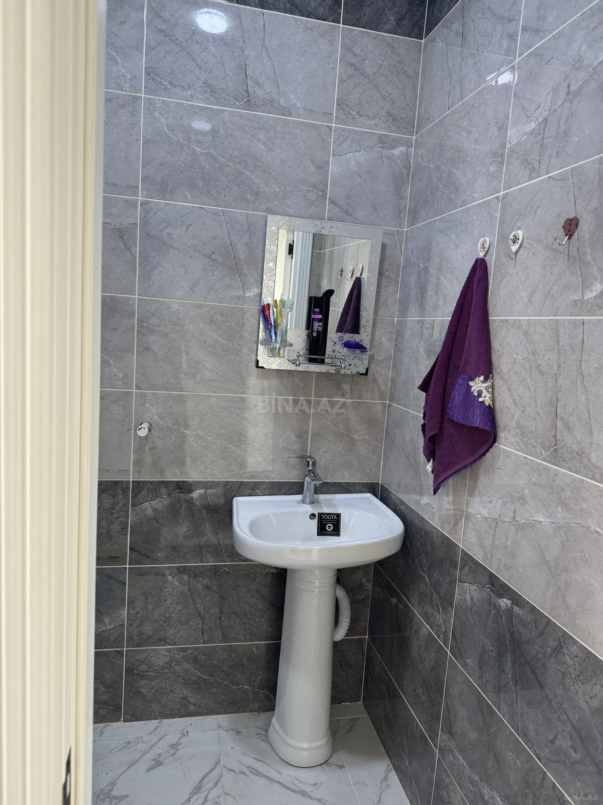 Kirayə verilir 2 otaqlı mənzil 74 m²