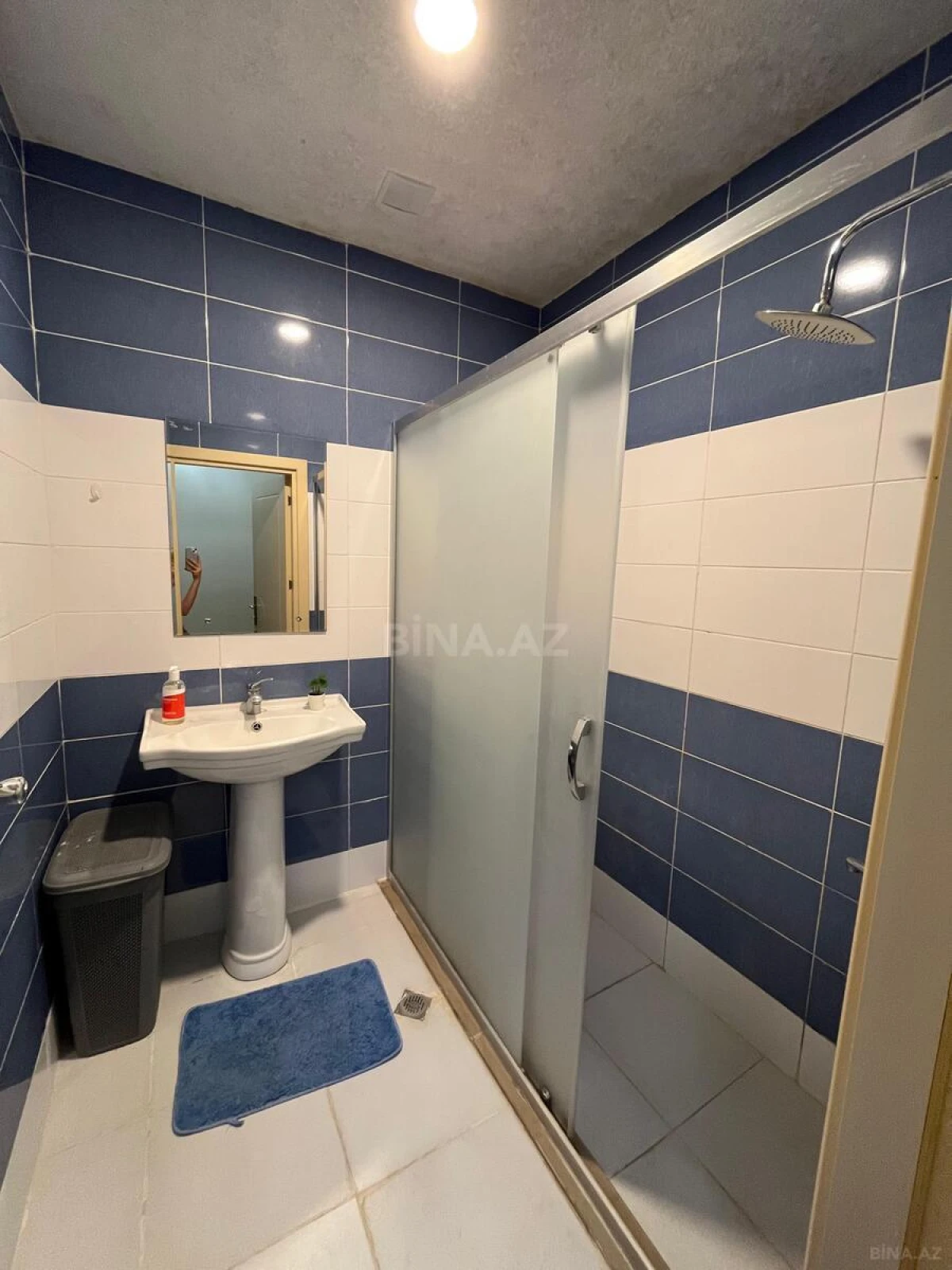 Kirayə verilir 2 otaqlı mənzil 78 m²