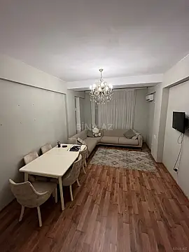 Kirayə verilir 2 otaqlı mənzil 78 m²