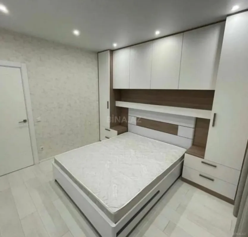 Satılır 3 otaqlı mənzil 65 m²
