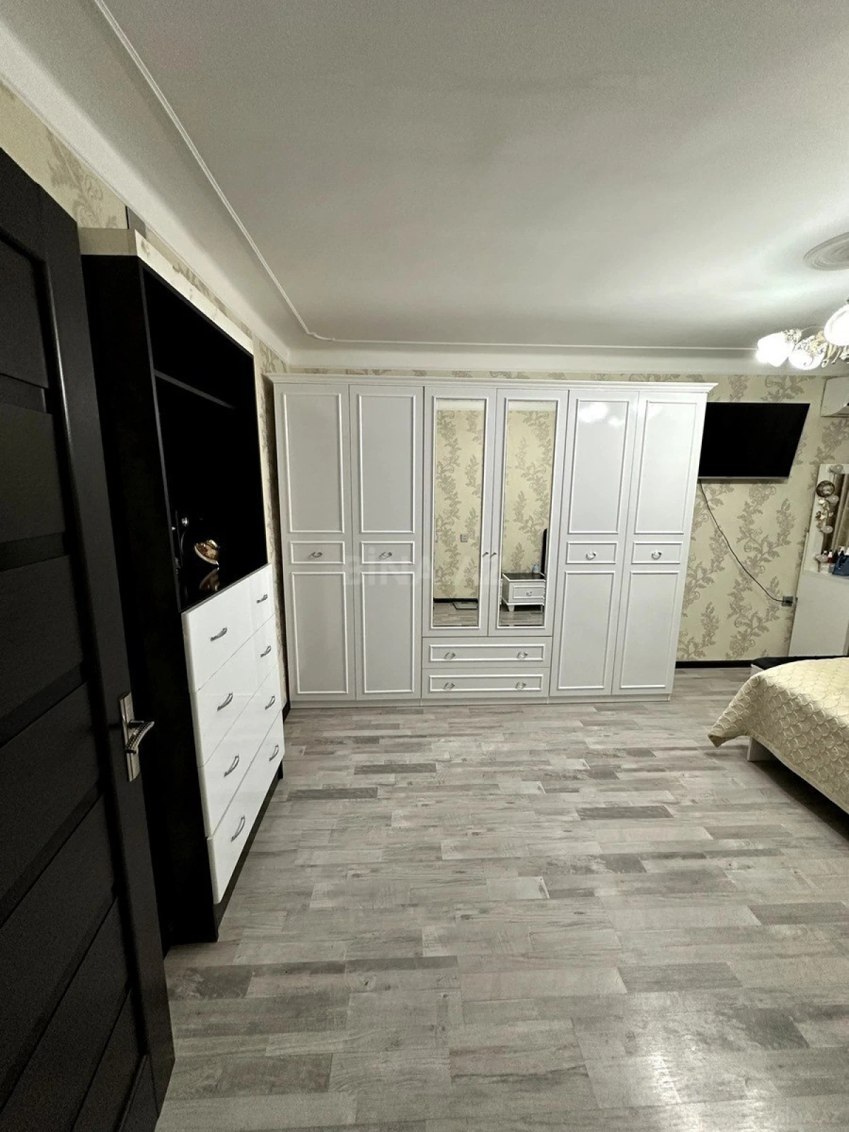 Satılır 3 otaqlı mənzil 70 m²