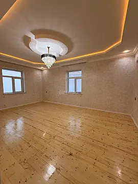 Satılır 4 otaqlı həyət evi 140 m²
