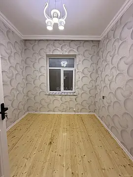 Satılır 4 otaqlı həyət evi 140 m²