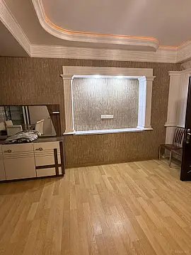 Kirayə verilir 2 otaqlı mənzil 75 m²