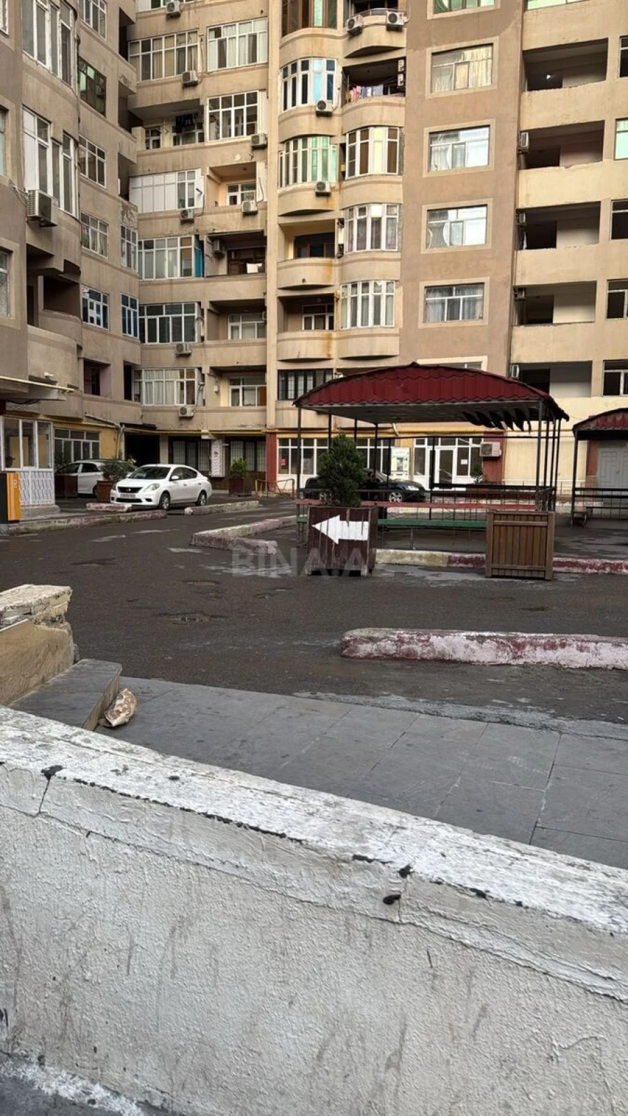Kirayə verilir 2 otaqlı mənzil 75 m²