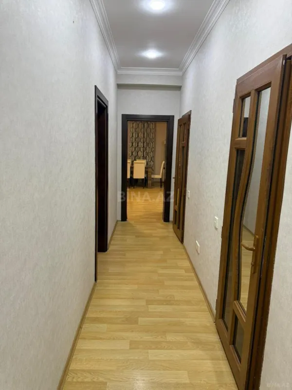 Kirayə verilir 2 otaqlı mənzil 75 m²