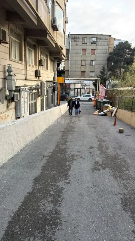 Kirayə verilir 2 otaqlı mənzil 75 m²