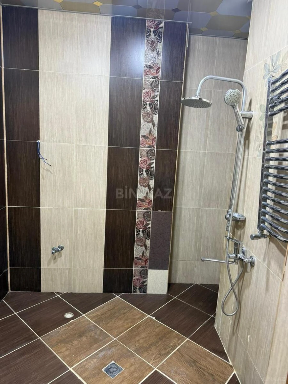 Kirayə verilir 2 otaqlı mənzil 75 m²