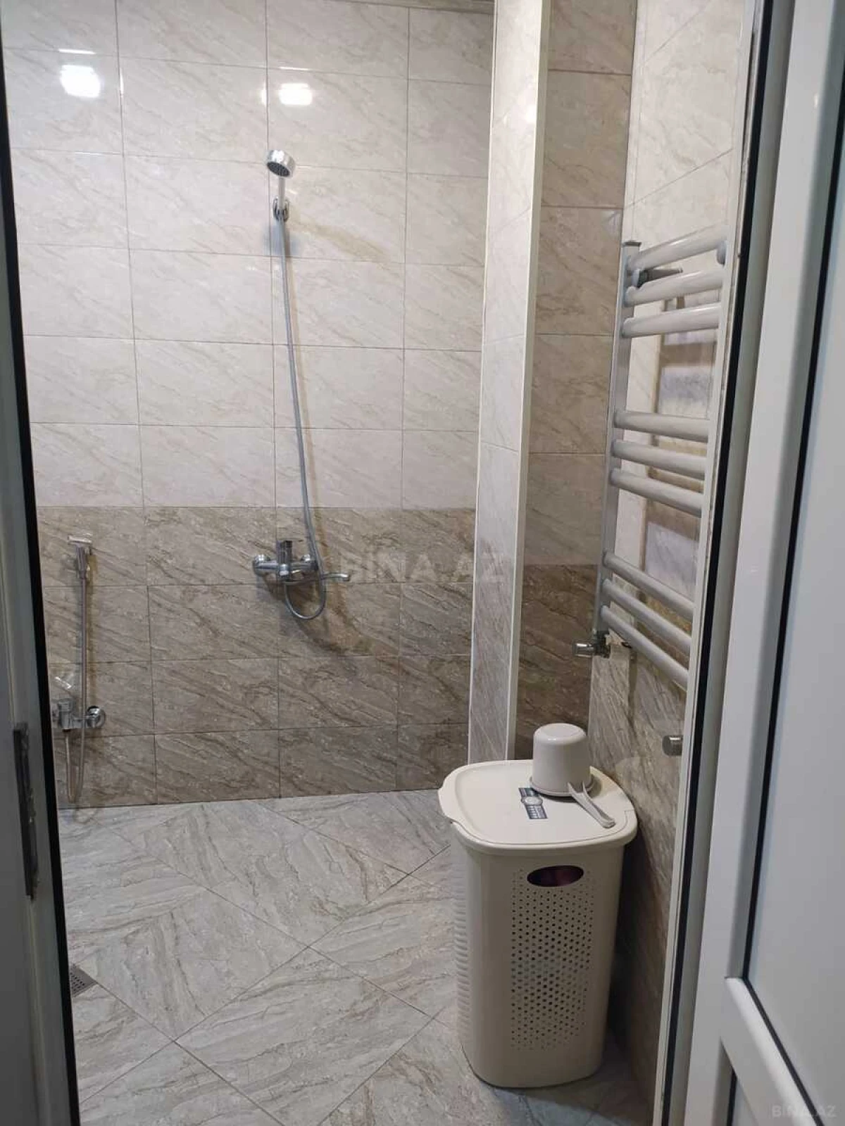 Satılır 1 otaqlı mənzil 46.2 m²