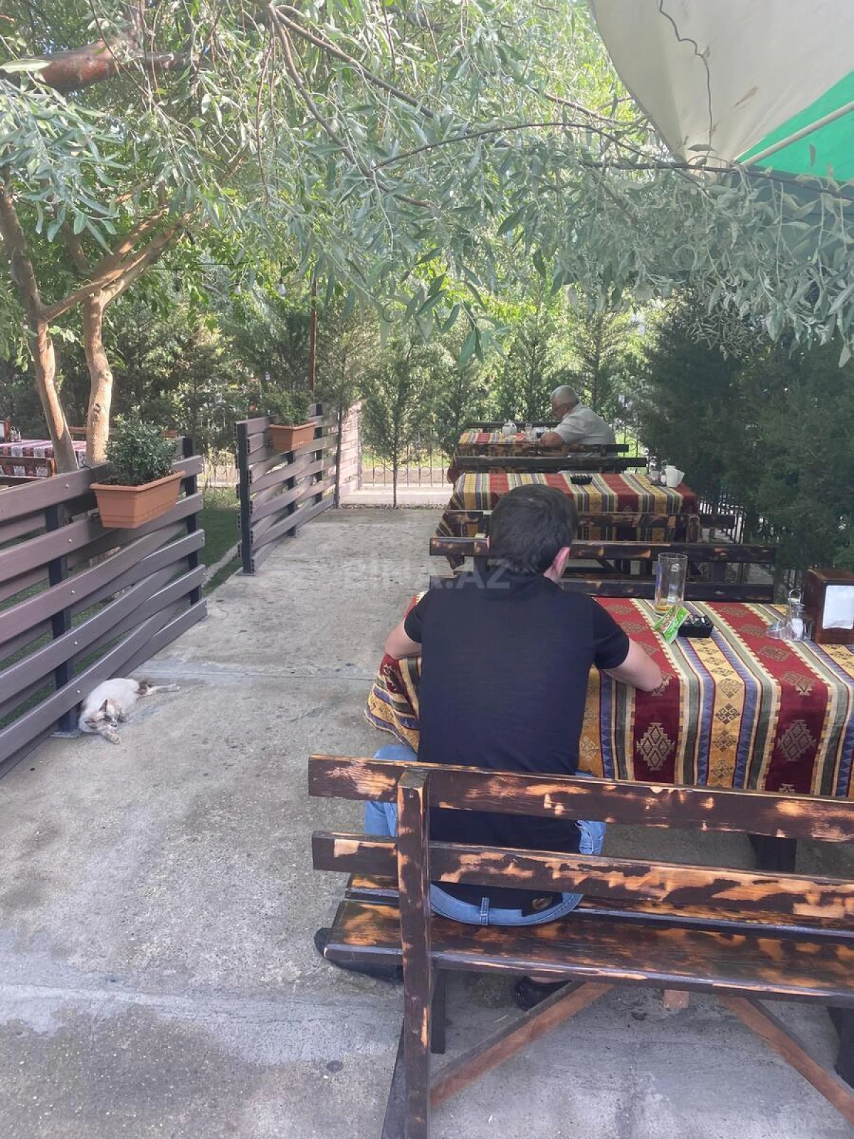 Satılır obyekt 260 m²