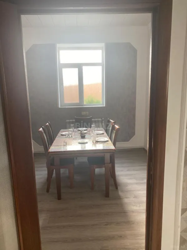 Satılır obyekt 260 m²