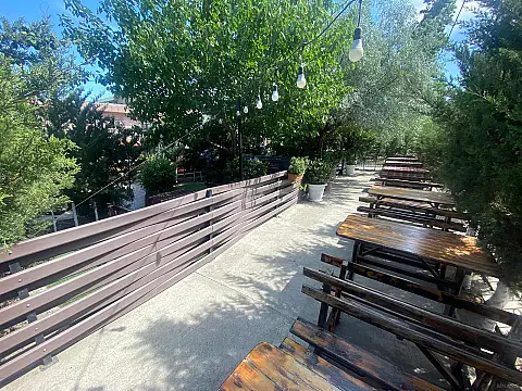 Satılır obyekt 260 m²