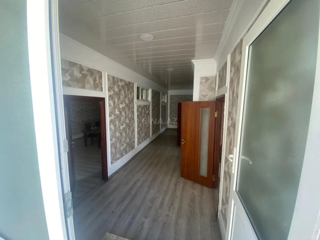 Satılır obyekt 260 m²