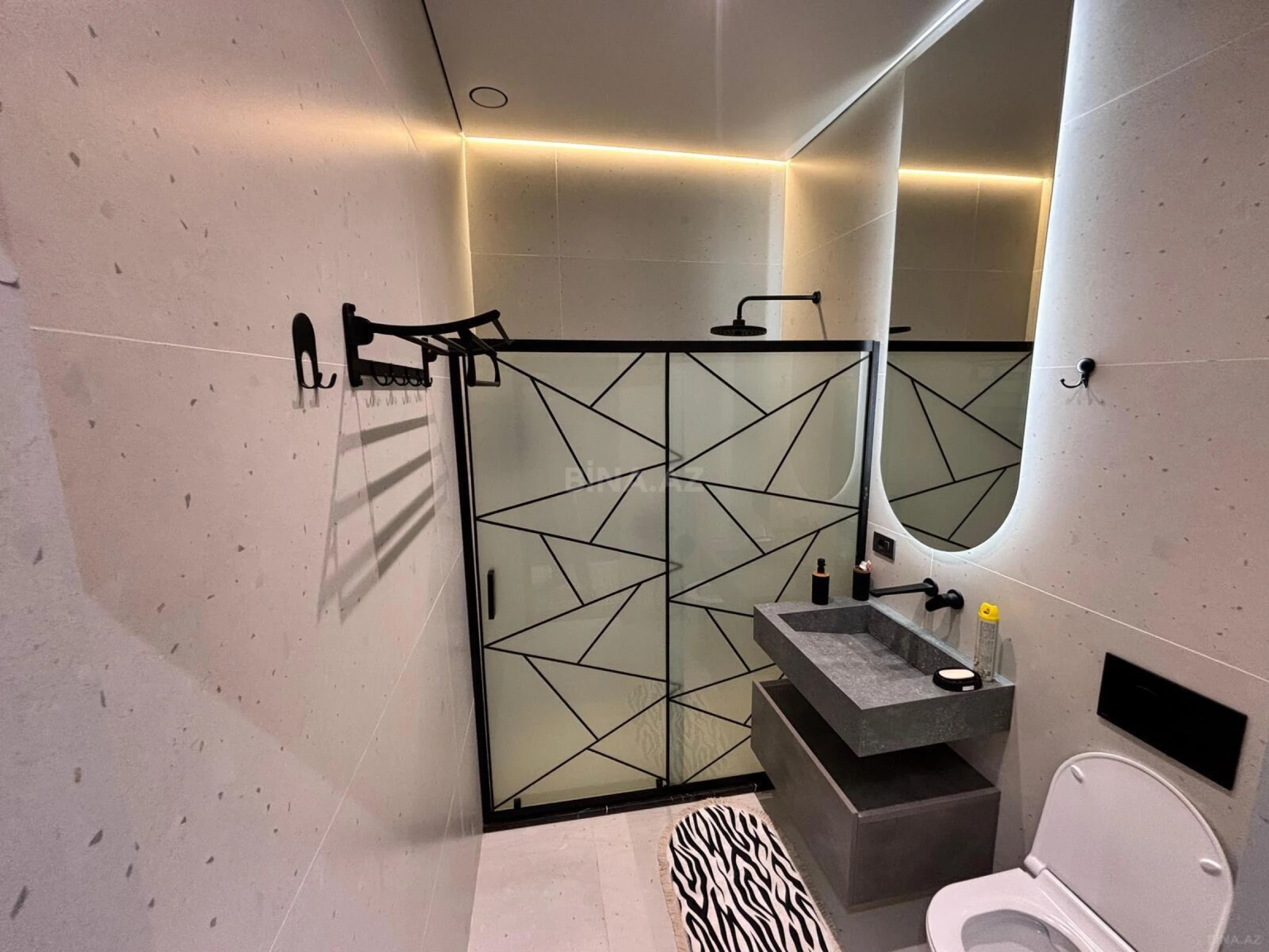 Kirayə verilir 2 otaqlı mənzil 57 m²