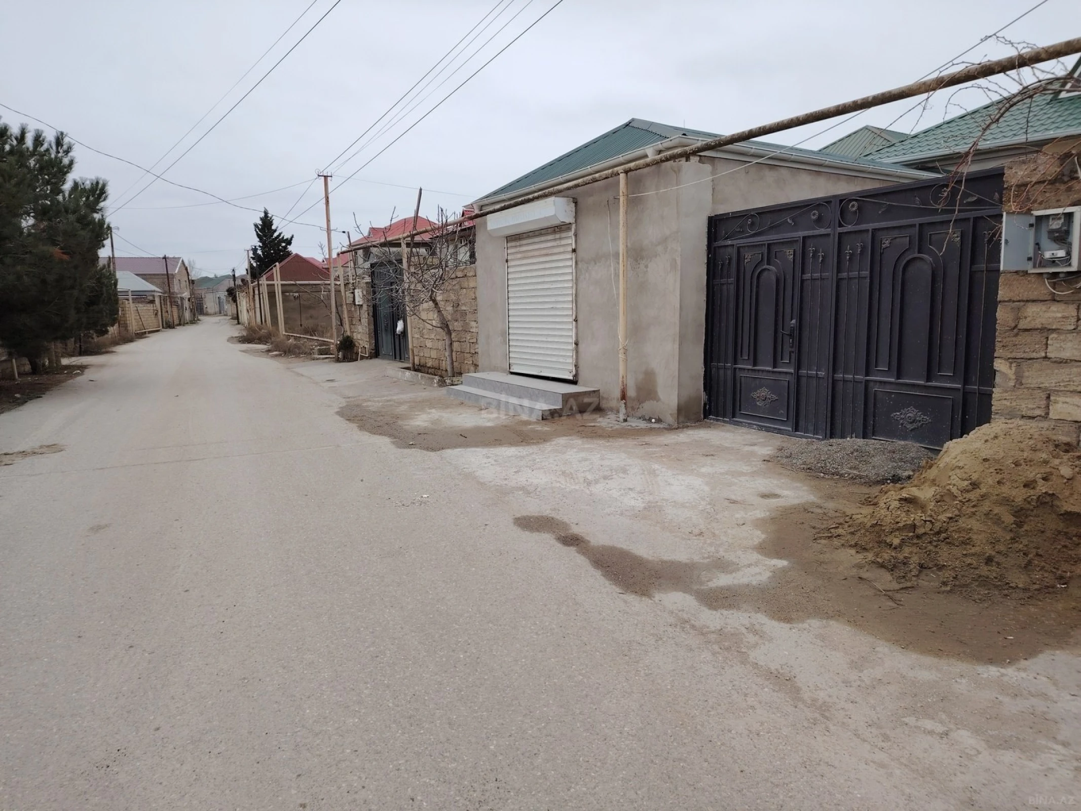 Satılır 4 otaqlı həyət evi 150 m²