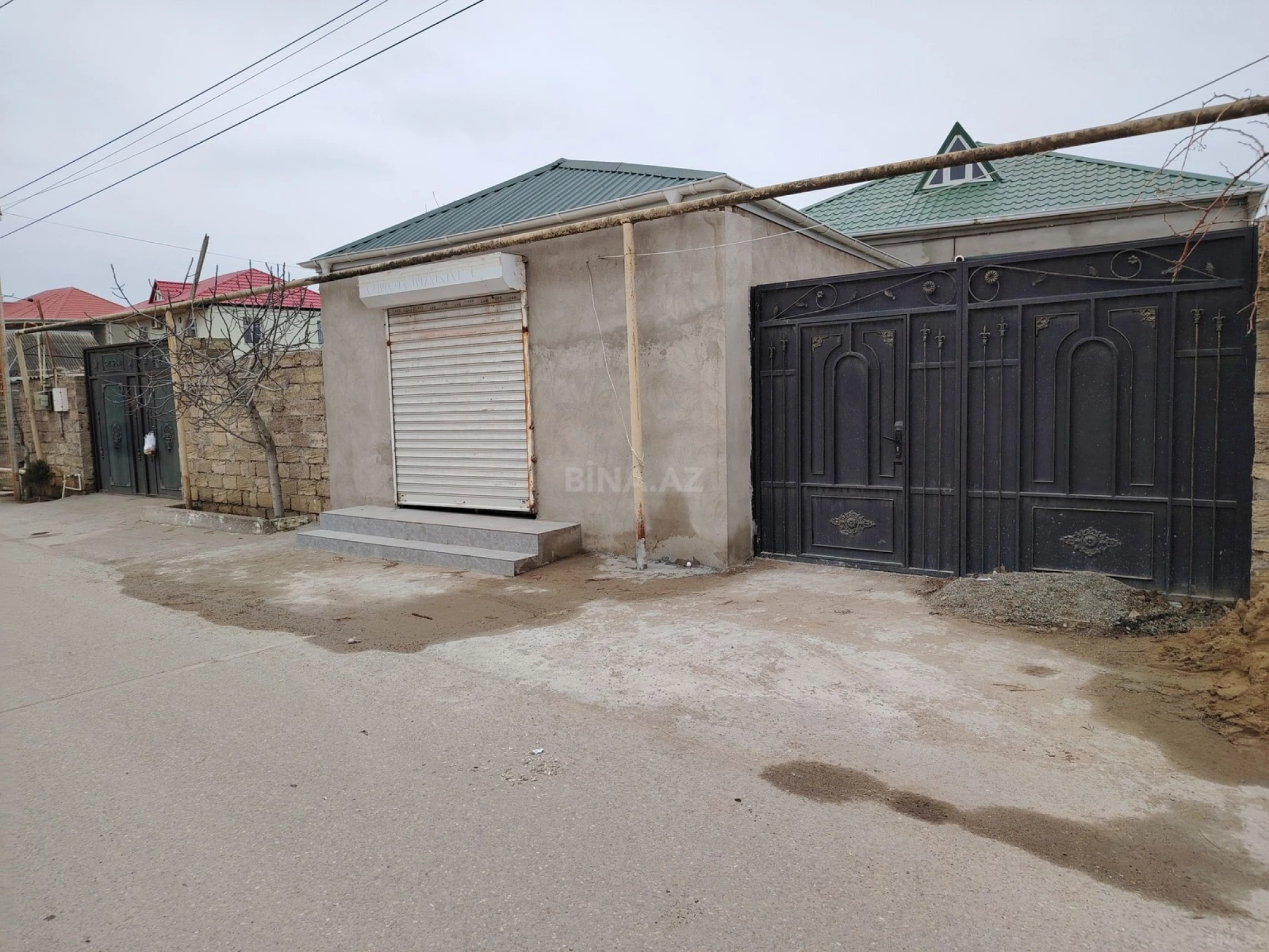 Satılır 4 otaqlı həyət evi 150 m²